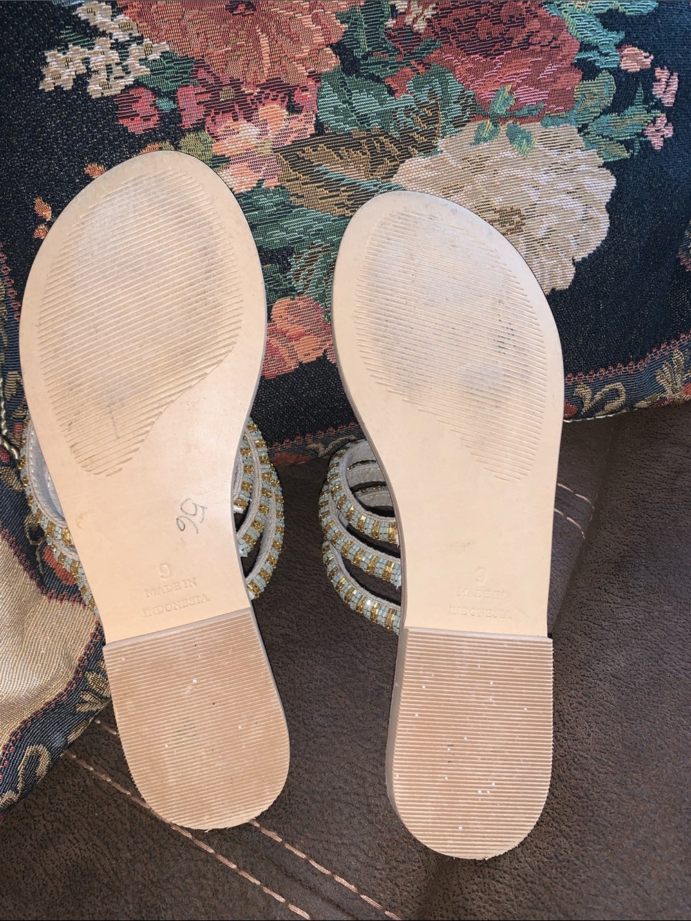 Skemo Tan Leather Thong Sandals with Gold & Silver Beaded Straps - Picture 5 of 8